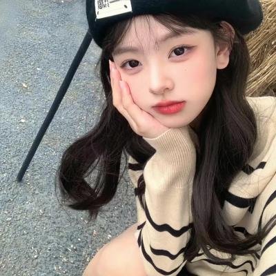 湖中女人